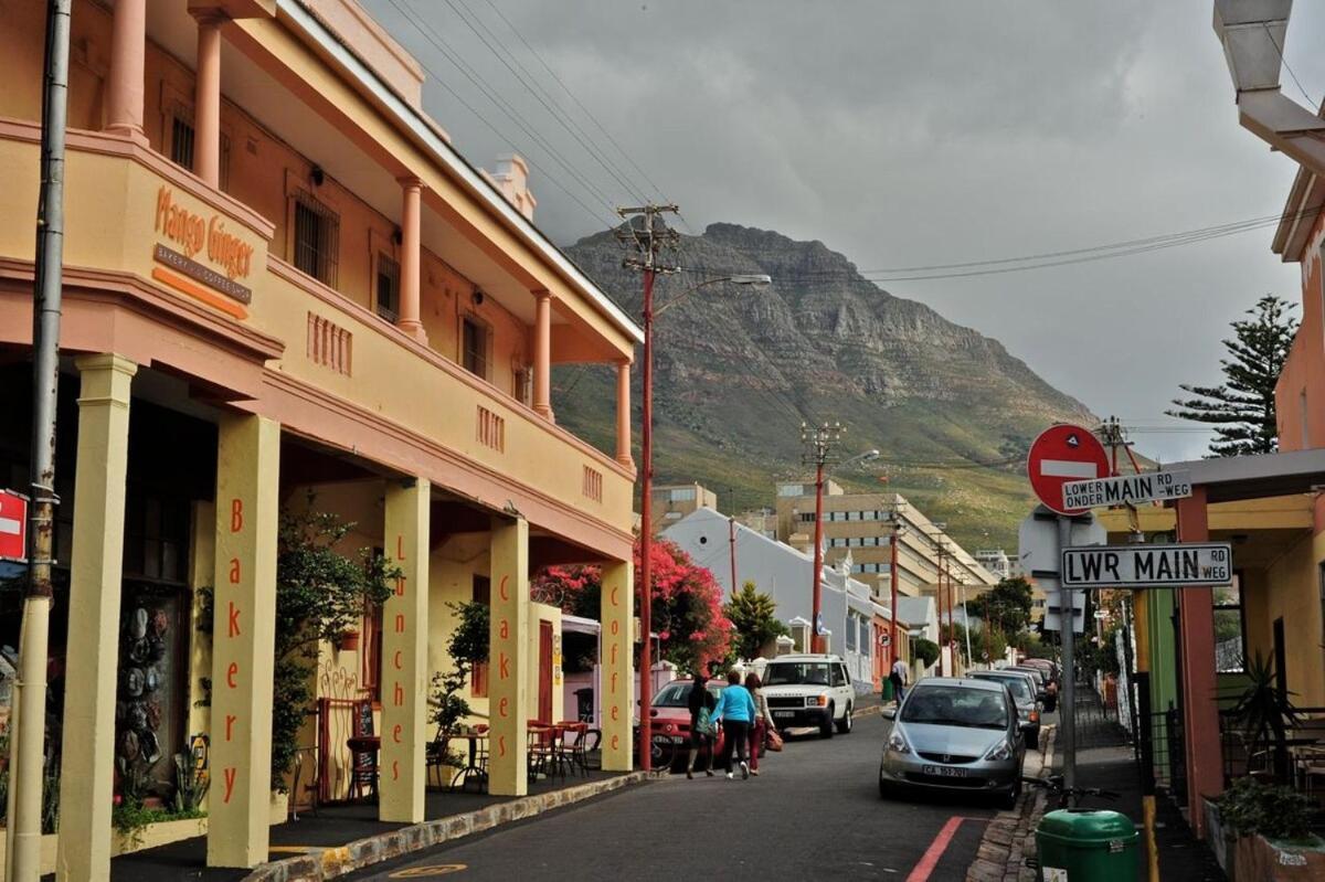 Apartment The Paragon Luxe With Rooftop Pool And Gym Cape Town